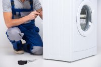 Стиральная машина Smeg шумит, гудит, трещит, пищит